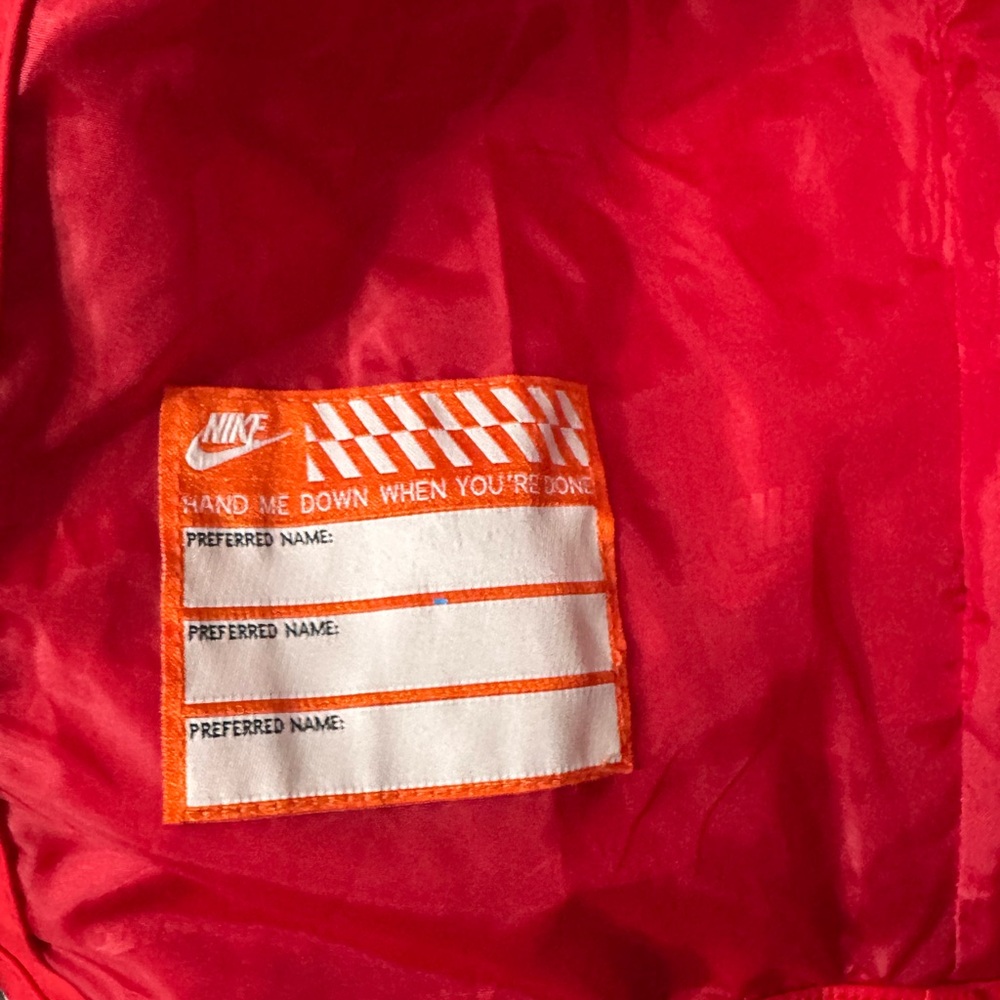 Nike Kids Rain/Repel Jacket Red Hooded Size 6 (5-6 yrs / 110-116 cm) EUC - Picture 6 of 10